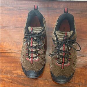 Merrel Vertis Vent Men’s Hiking Trail Shoes Tan Black Size 10.5 M